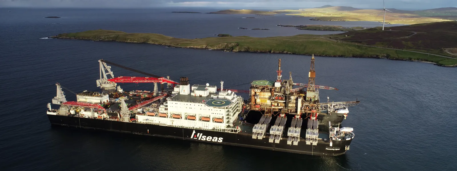 Pioneering Spirit Ninian Northern Arrival Dales Voe2